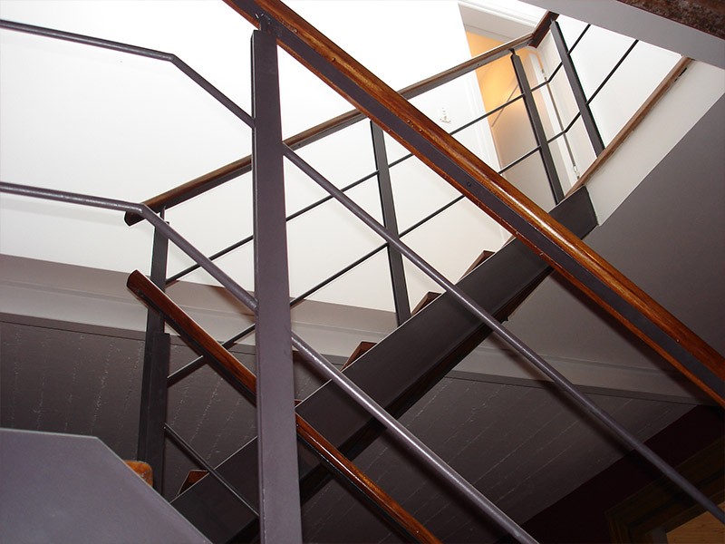 Escaleras de estructura lateral - Proyecto 8