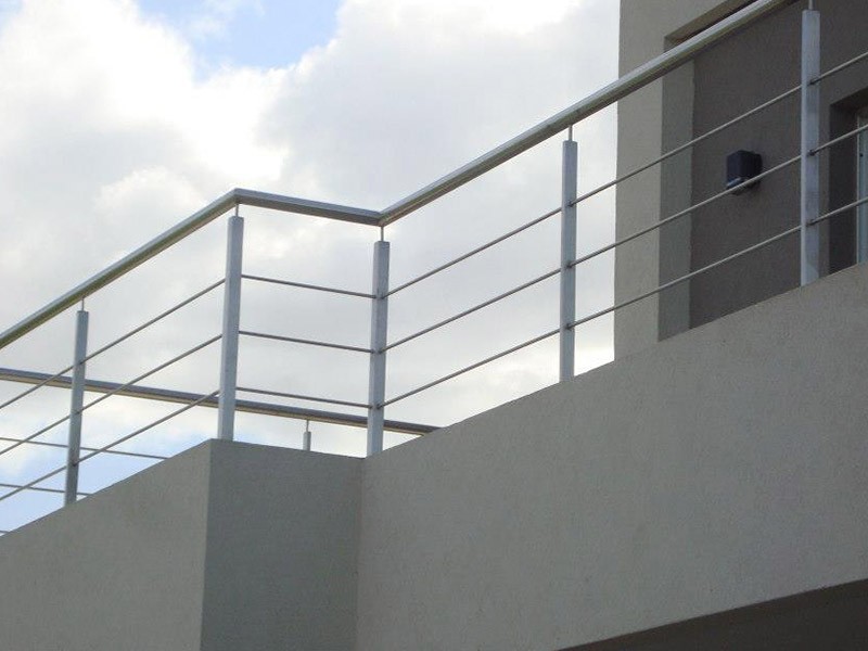 Barandas de acero inoxidable con varillas - Proyecto 7